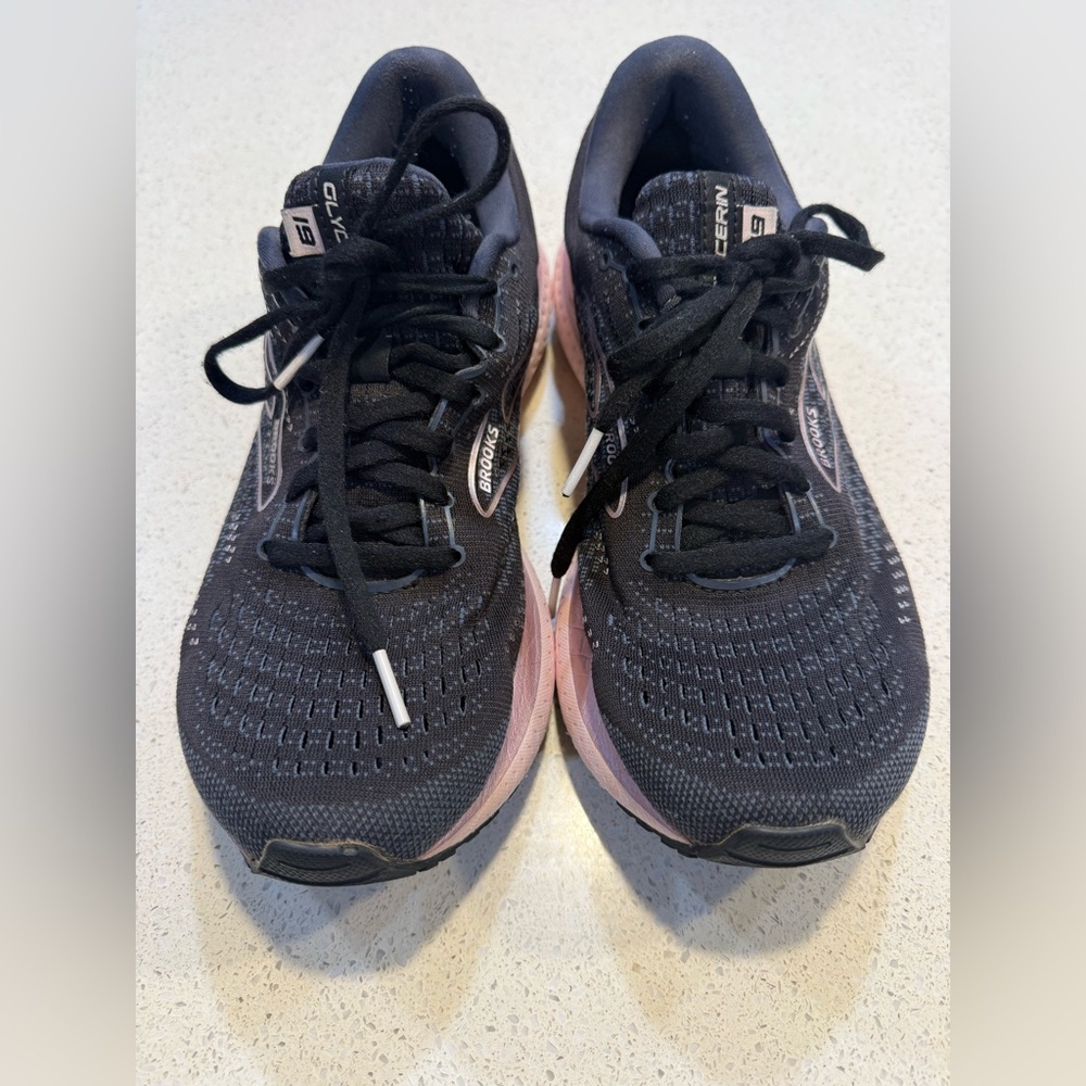 Brooks Women's Black Running Shoes with Pink Midsole